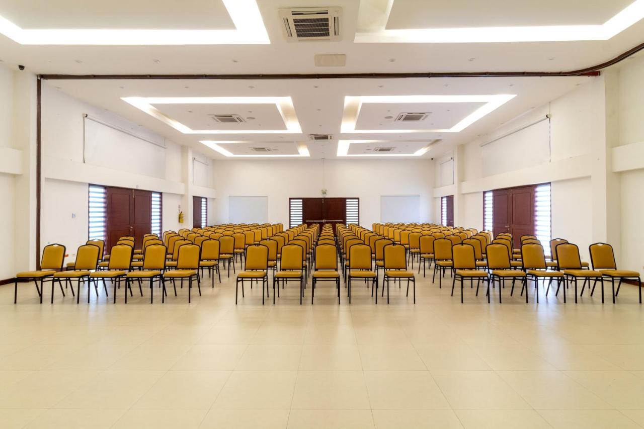 Hotel Campestre La Potra Apiay Ngoại thất bức ảnh
